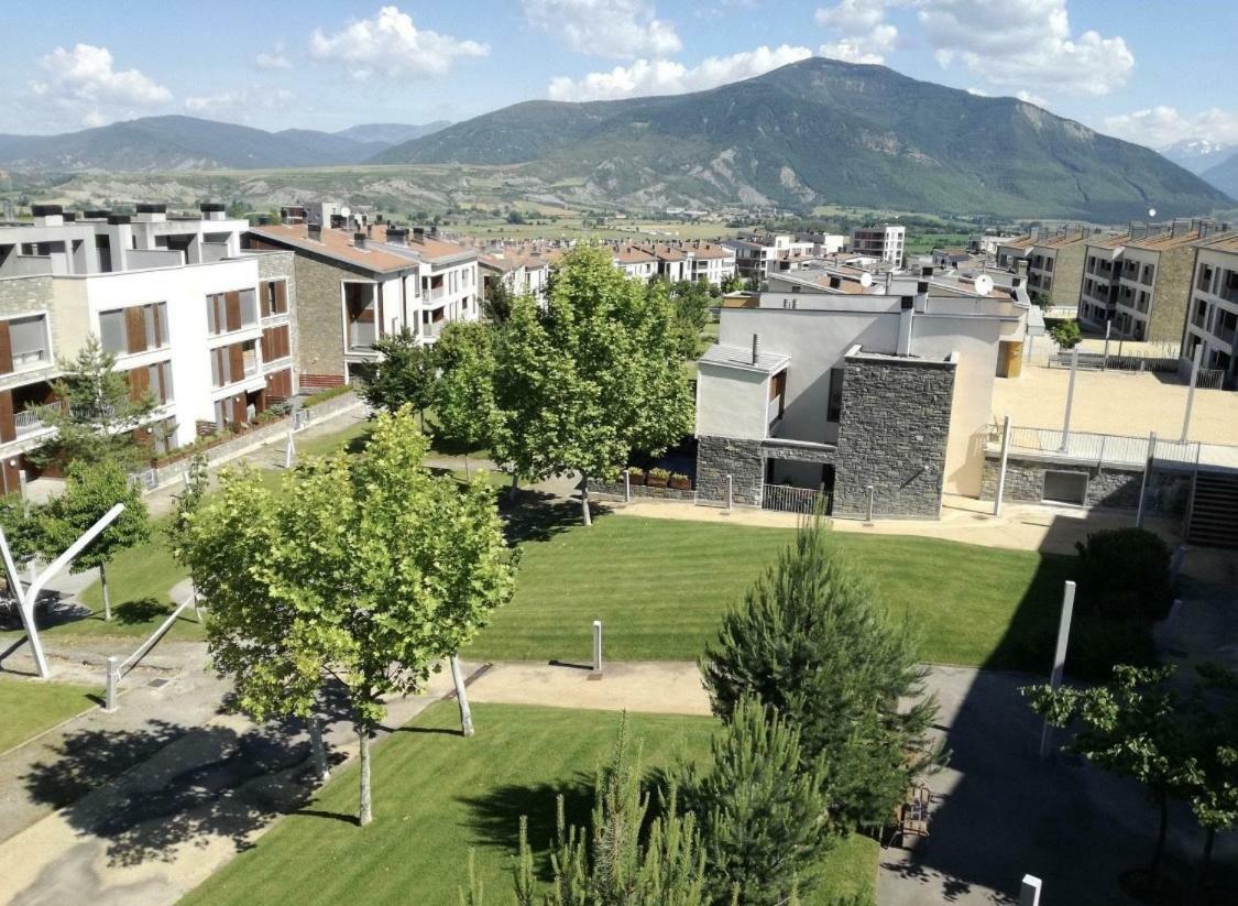 Апартаменти Deluxe Pirineos Сабіньяніго Екстер'єр фото